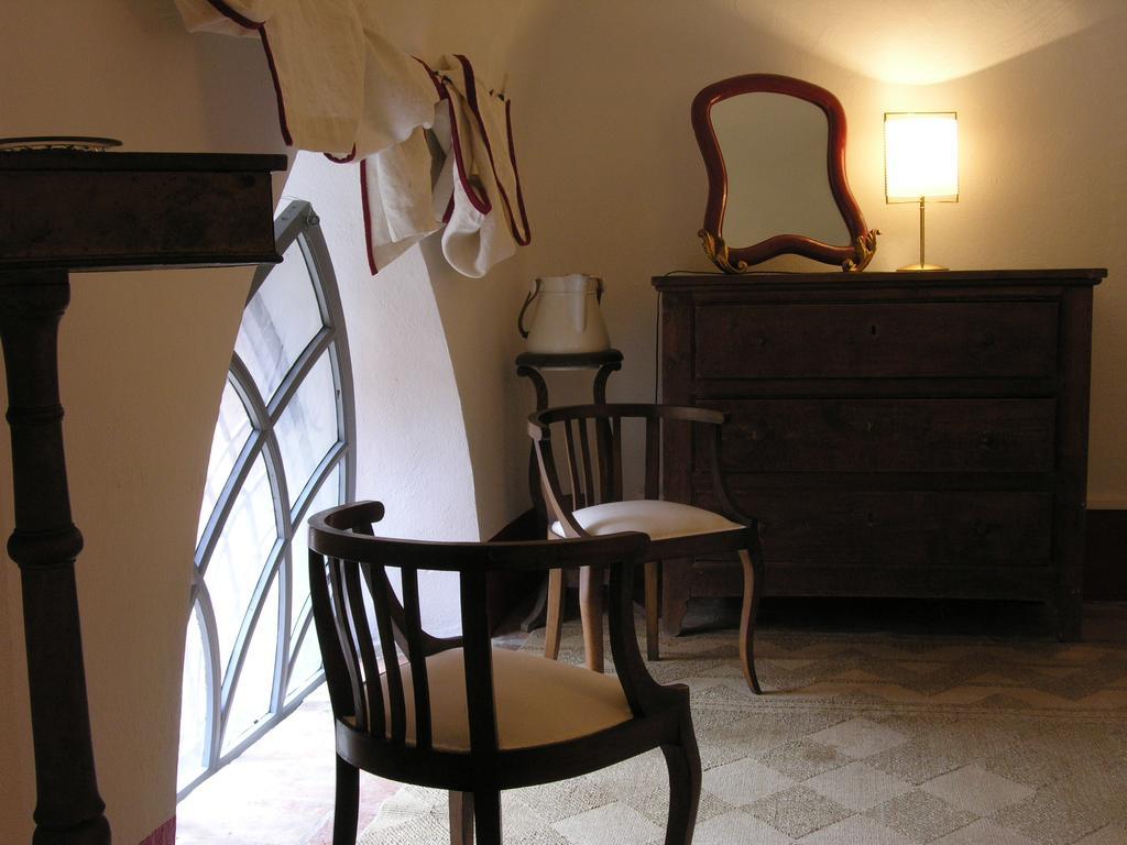 Castello Sannazzaro B&B Giarole Kültér fotó